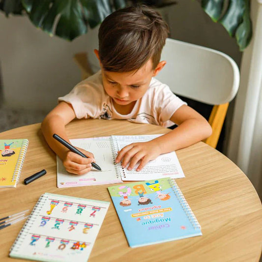 Pack de 4 Cahiers Magiques Réutilisables –  Funnybook™ (T)